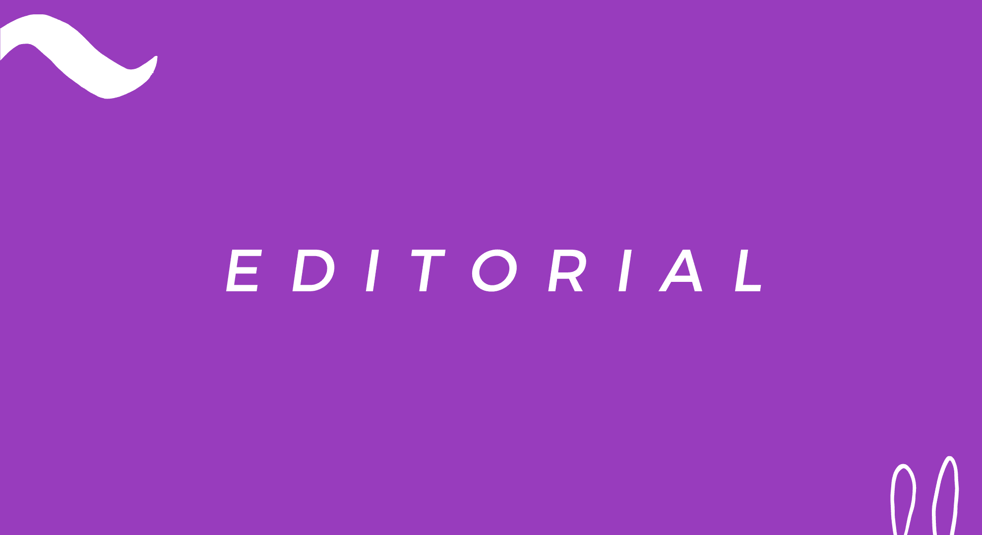 Elsie Monge en la sala de su departamento en Quito. Marzo de 2022. Foto: Karen Toro A.