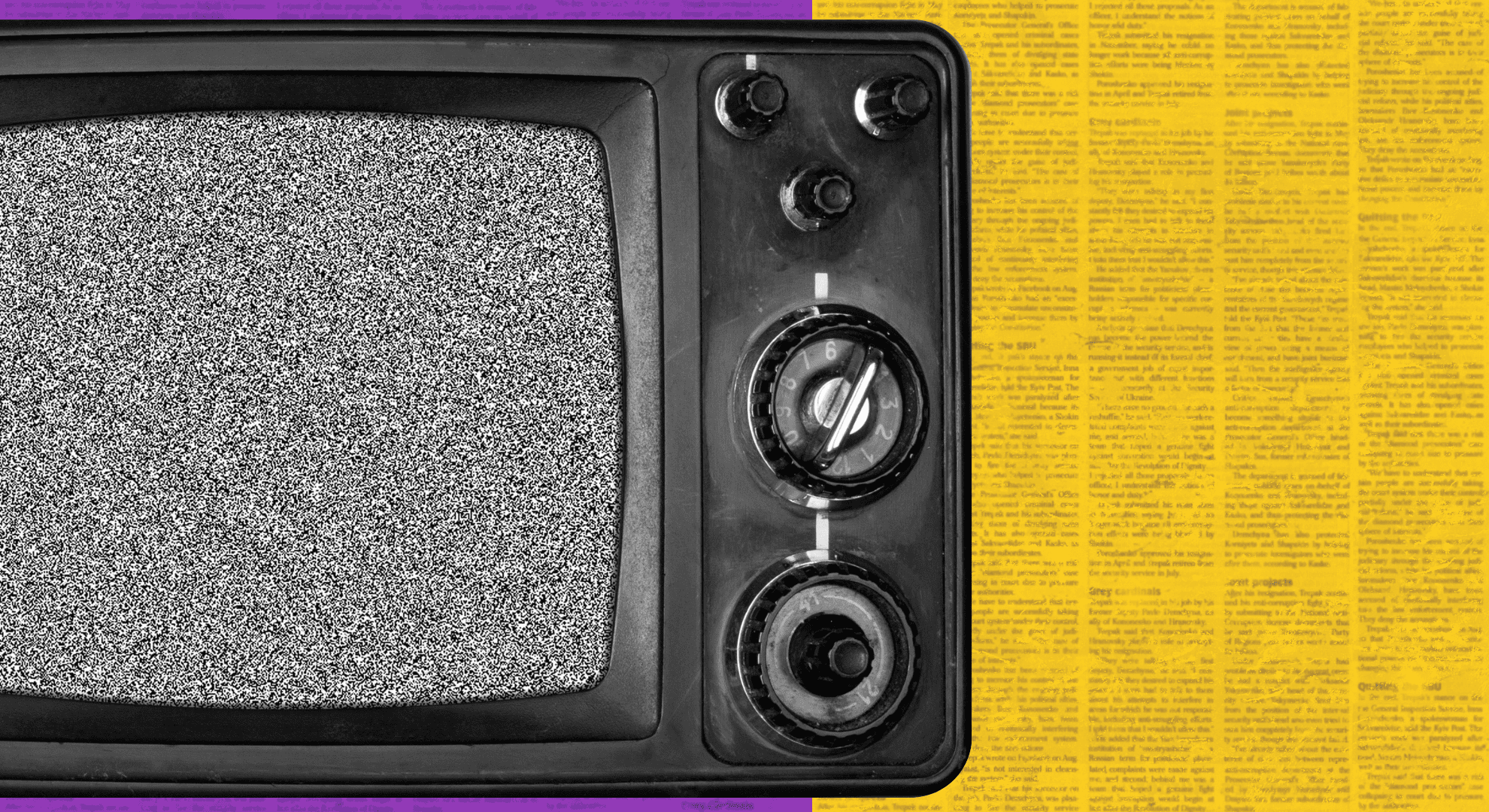 Elsie Monge en la sala de su departamento en Quito. Marzo de 2022. Foto: Karen Toro A.